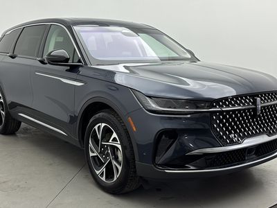 2024 Lincoln Nautilus - Photo 3