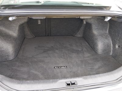 2024 Nissan Altima — photo 11 view