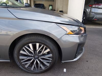 2024 Nissan Altima — photo 10 view