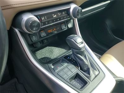 2022 Toyota RAV4 - Photo 18