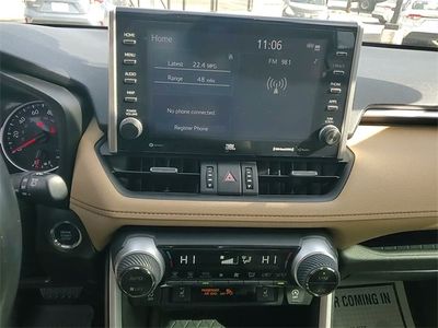 2022 Toyota RAV4 - Photo 17