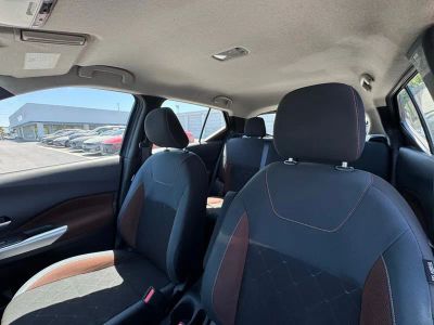 2019 Nissan Kicks SR - Photo 18