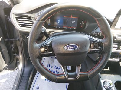 2025 Ford Escape — photo 12 view