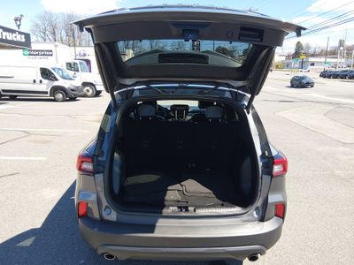 2025 Ford Escape — photo 11 view