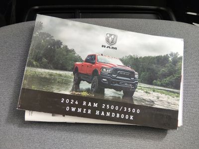 2024 Ram 2500 — photo 18 view