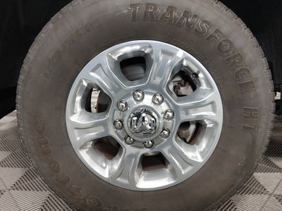 2024 Ram 2500 — photo 10 view