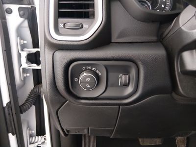 2024 Ram 2500 — photo 13 view