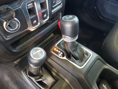 2023 Jeep Wrangler — photo 30 view