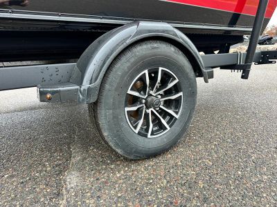 2026 Lund 1875 IMPACT XS — photo 20 view