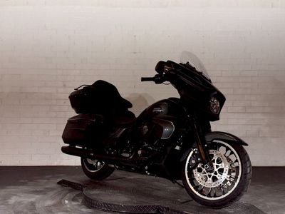 2026 Harley-Davidson Street Glide Limited - Photo 8