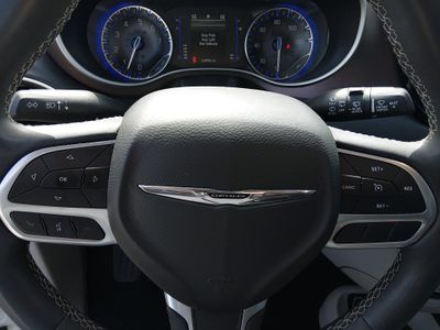 2022 Chrysler Voyager - Photo 12