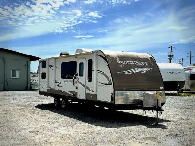 2013 Jayco White Hawk — front three-quarter view
