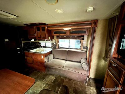 2013 Jayco White Hawk — engine compartment view