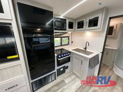 2025 CrossRoads RV Sunset Trail - Photo 14