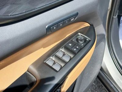 2025 Lexus NX — photo 22 view