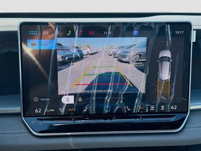 2026 Volkswagen Tiguan — photo 13 view