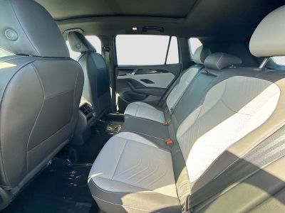 2026 Volkswagen Tiguan — photo 21 view