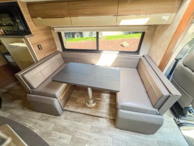 2019 Winnebago MH - Photo 8