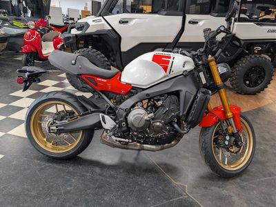 2025 Yamaha XSR900 - Photo 8