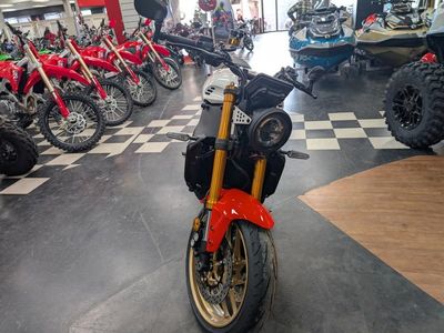 2025 Yamaha XSR900 - Photo 4