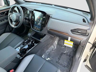 2026 Subaru Forester — photo 13 view