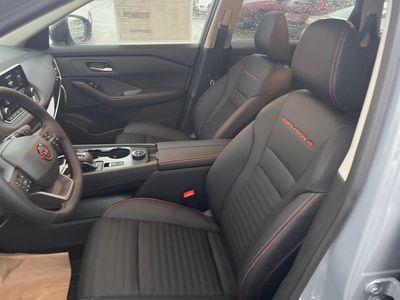 2026 Nissan Rogue — photo 11 view