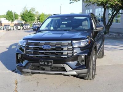 2026 Ford Explorer Active in Black Metallic — front three-quarter view