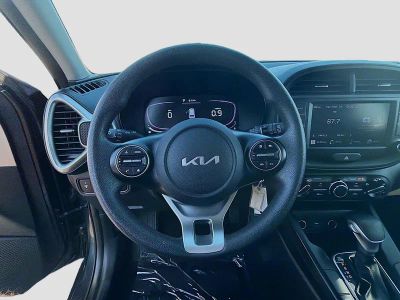 2024 Kia Soul — photo 10 view