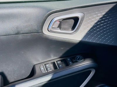 2024 Kia Soul — photo 16 view