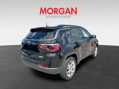 2023 Jeep Compass — photo 8 view
