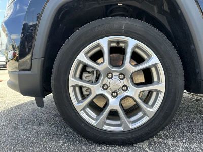 2023 Jeep Compass — photo 18 view