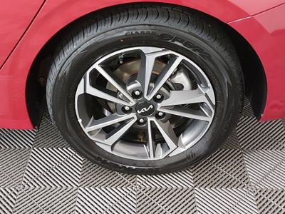 2022 Kia Forte — photo 10 view