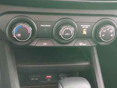 2022 Kia Forte — photo 18 view