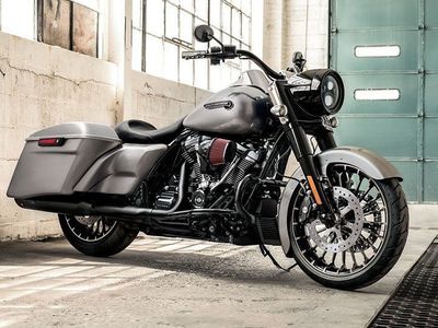 2017 Harley-Davidson Road King - Photo 6