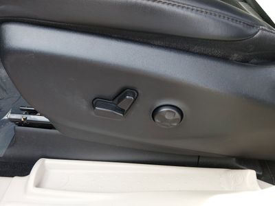 2023 Chrysler Pacifica — photo 19 view