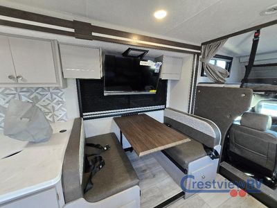 2026 Coachmen RV Entourage - Photo 11