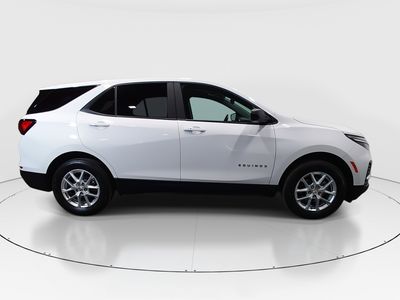 2024 Chevrolet Equinox — photo 8 view