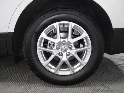2024 Chevrolet Equinox — photo 10 view