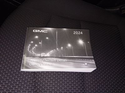 2024 GMC Terrain — photo 18 view