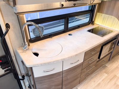 2024 Thor Motor Coach DELANO - Photo 9