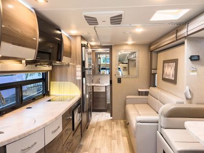 2024 Thor Motor Coach DELANO - Photo 4