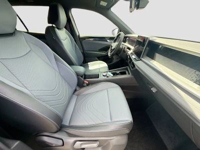 2026 Volkswagen Tiguan — photo 23 view