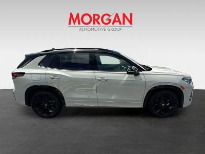 2026 Volkswagen Tiguan — photo 8 view