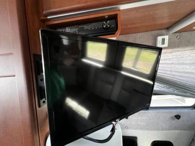 2018 Roadtrek ADVENTUROUS - Photo 17