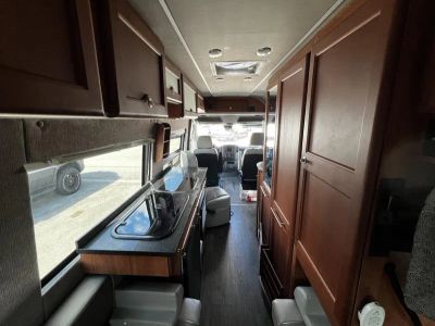 2018 Roadtrek ADVENTUROUS - Photo 4