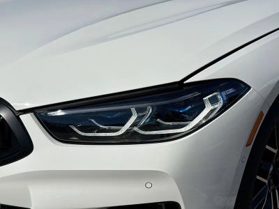 2026 BMW 8 Series — photo 9 view