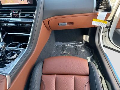 2026 BMW 8 Series — photo 18 view