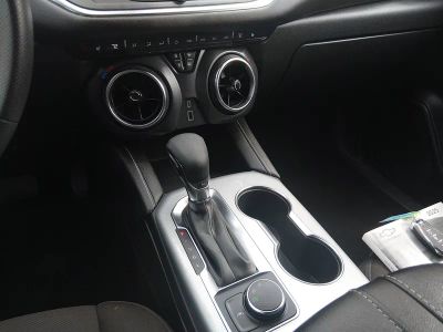 2025 Chevrolet Blazer — photo 19 view