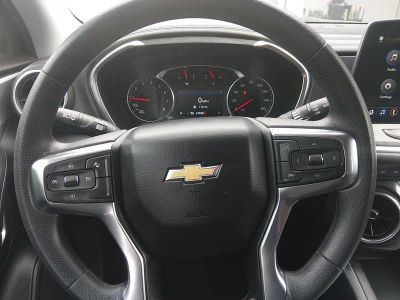 2025 Chevrolet Blazer — photo 16 view