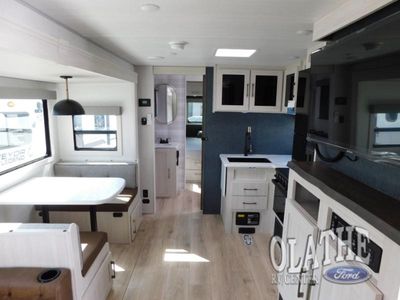 2026 Forest River RV Surveyor Legend - Photo 9